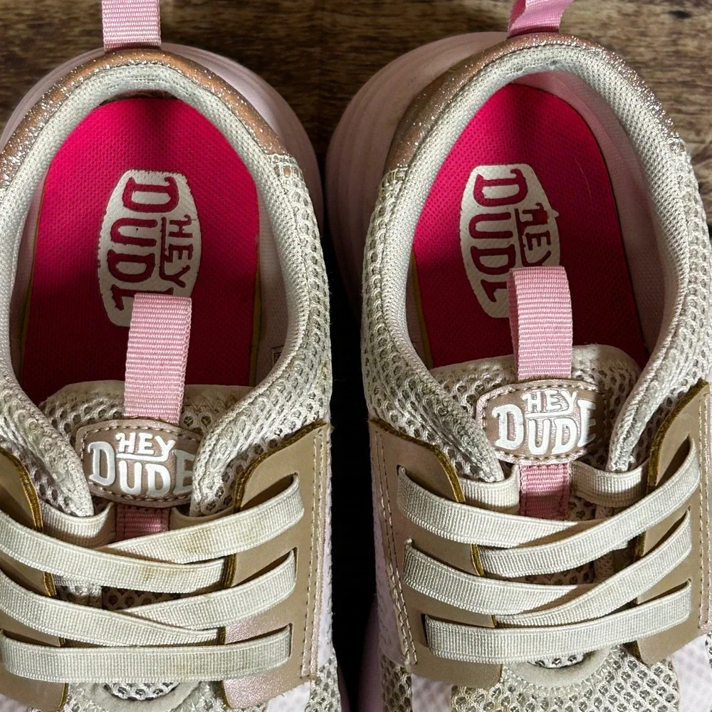Hey Dude Sirocco Play Kids‎ Sneakers Pink White Glitter Rose Gold Size J5